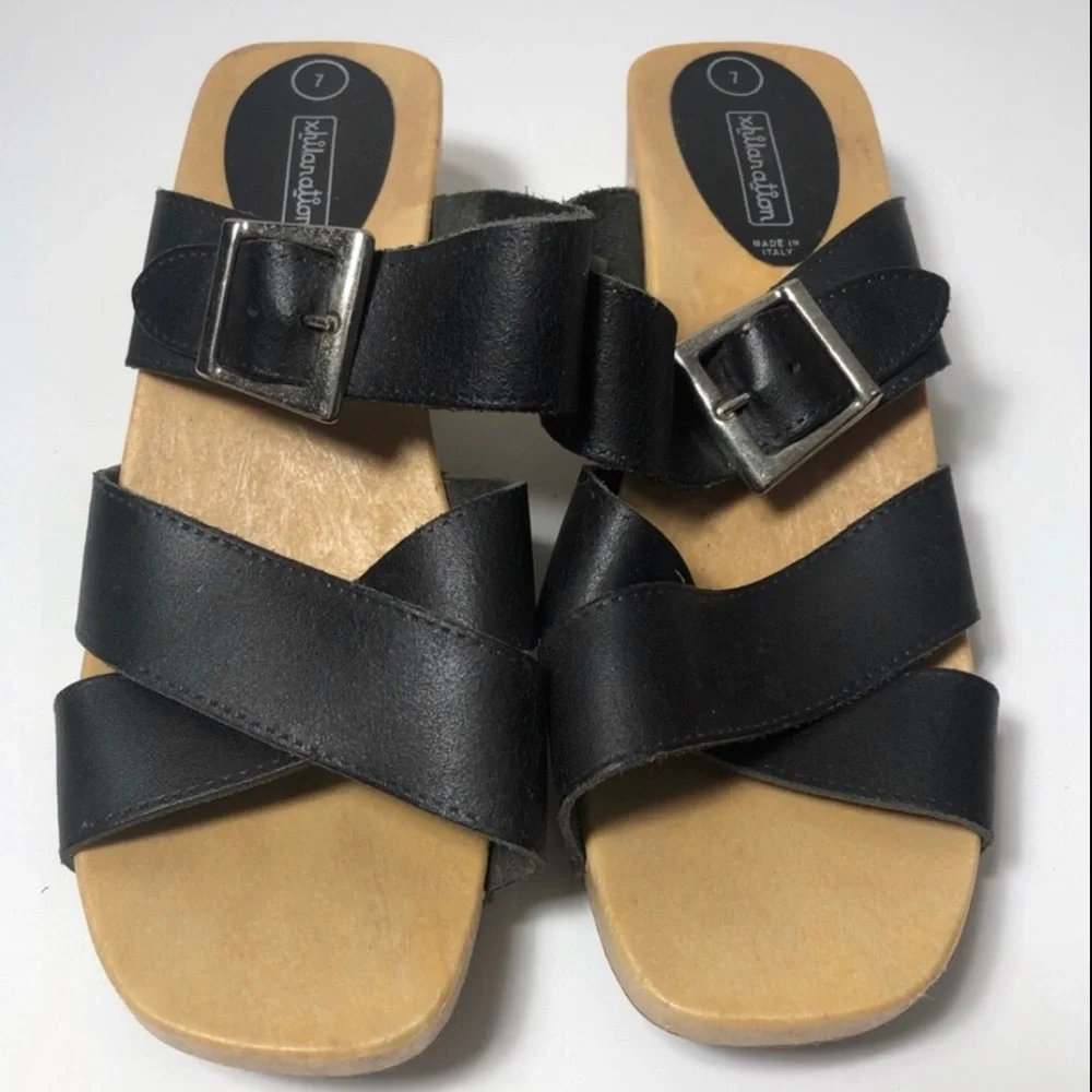 Xhilaration Black Cross-Strap Sandals. Size 7. - Picture 3 of 7
